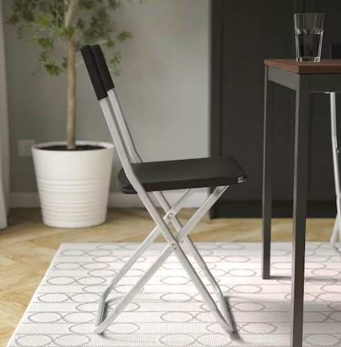 كرسي قابل للطي